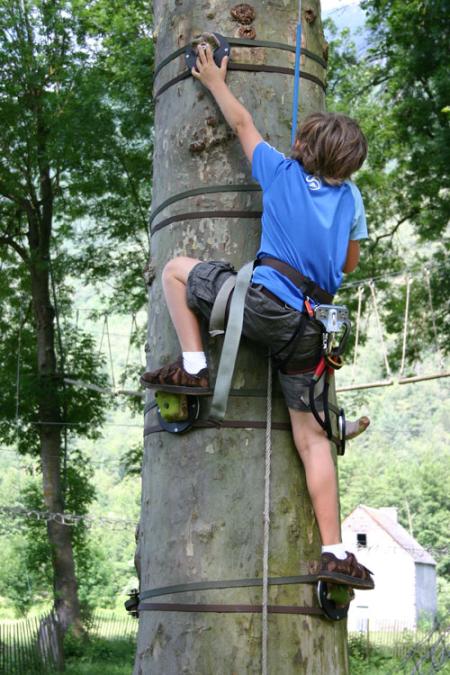 Défi Escalarbre foret suspendue Guchan Hautes Pyrénées